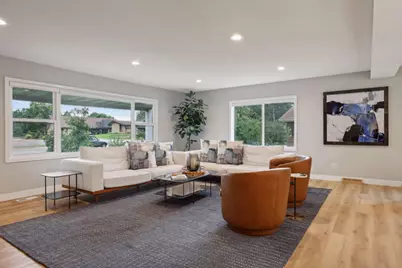 3098 Victoria Street N, Roseville, MN 55113 - Photo 5