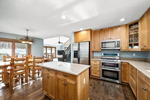 10445 Akron Ave, Inver Grove Heights, MN 55077 - Photo 15