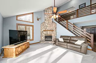 10445 Akron Ave, Inver Grove Heights, MN 55077 - Photo 5