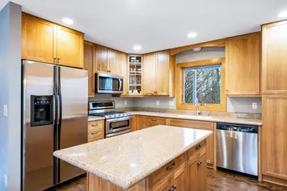 10445 Akron Avenue, Inver Grove Heights, MN 55077 - Photo 11