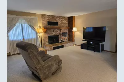 1903 Willow Avenue, Worthington, MN 56187 - Photo 3
