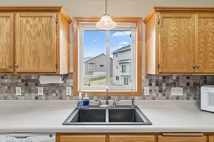 810 Kadler Ave NE, Hanover, MN 55341 - Photo 13