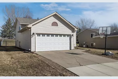 860 Sparrow Road, Waconia, MN 55387 - Photo 37