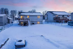 860 Sparrow Rd, Waconia, MN 55387 - Photo 3