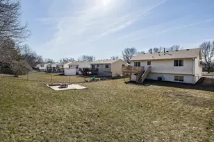 860 Sparrow Rd, Waconia, MN 55387 - Photo 29