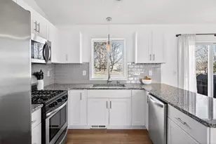 860 Sparrow Rd, Waconia, MN 55387 - Photo 9