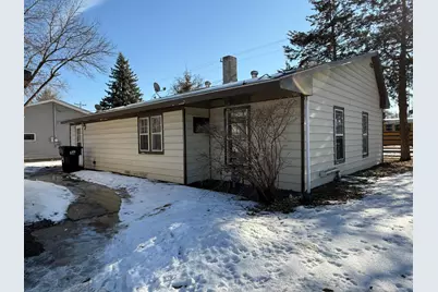825 Broadway Street W, Monticello, MN 55362 - Photo 5