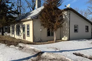 825 Broadway Street W, Monticello, MN 55362 - Photo 3