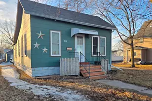 810 S Oak Ave, Owatonna, MN 55060 - Photo 1