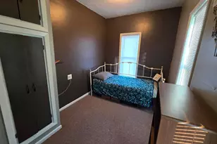 810 S Oak Ave, Owatonna, MN 55060 - Photo 9