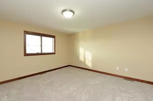 4615 Beach Ln S, Fargo, ND 58104 - Photo 17