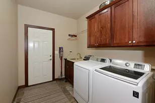 4615 Beach Ln S, Fargo, ND 58104 - Photo 35