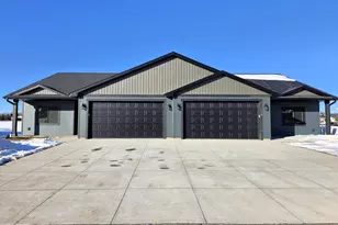 1225-1227 Wisteria Ln, New Richmond, WI 54017 - Photo 1