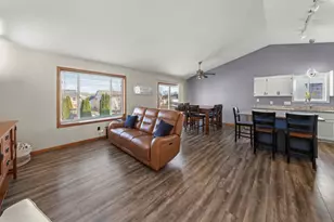 18704 Easton Ave, Farmington, MN 55024 - Photo 11