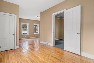 511 Edmund Avenue W, Saint Paul, MN 55103 - Photo 5