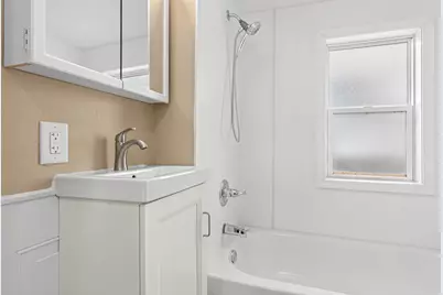 511 Edmund Avenue W, Saint Paul, MN 55103 - Photo 13