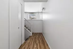 2053 Edgerton St, Maplewood, MN 55117 - Photo 7