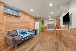 4933 Drummond Rd, Mound, MN 55364 - Photo 17