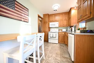 3705 Dennis Ln, White Bear Lake, MN 55110 - Photo 7