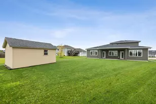 1029 44th Ave S, Moorhead, MN 56560 - Photo 35