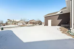 856 Ridgecrest Street, River Falls, WI 54022 - Photo 5