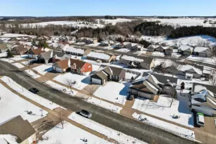 856 Ridgecrest Street, River Falls, WI 54022 - Photo 47