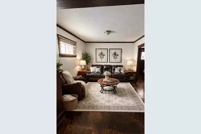 246 Sidney Street E, Saint Paul, MN 55107 - Photo 3