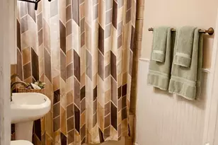 246 Sidney St E, Saint Paul, MN 55107 - Photo 11