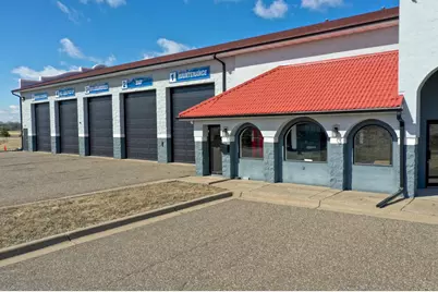 8175 Riverdale Drive NW, Anoka, MN 55303 - Photo 7