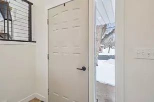 403 7th St N, Hudson, WI 54016 - Photo 5