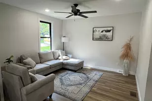 309 Central Ave S, Geneva, MN 56035 - Photo 9