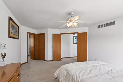 9727 Linden Avenue N, Brooklyn Park, MN 55443 - Photo 27