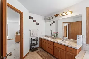 9727 Linden Ave N, Brooklyn Park, MN 55443 - Photo 29