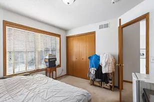 9727 Linden Ave N, Brooklyn Park, MN 55443 - Photo 35