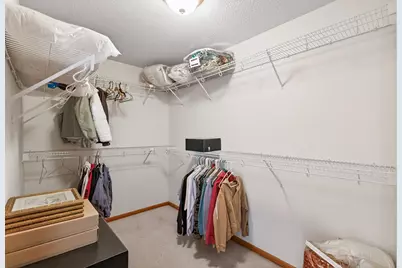 9727 Linden Avenue N, Brooklyn Park, MN 55443 - Photo 31