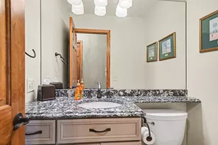 1723 Donegal Dr, Woodbury, MN 55125 - Photo 17
