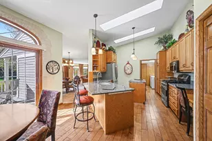 1723 Donegal Dr, Woodbury, MN 55125 - Photo 11