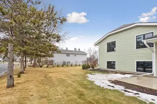 316 Lakeview Terrace Blvd, Waconia, MN 55387 - Photo 37