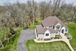 1417 Cougar Ct, Sartell, MN 56377 - Photo 3