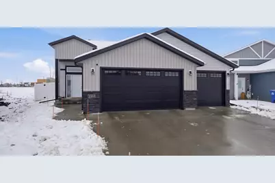 2551 72nd Avenue S, Fargo, ND 58104 - Photo 1