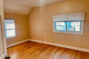 246 Sidney St E, Saint Paul, MN 55107 - Photo 13