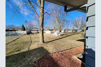 1006 Maplehill Drive, Albert Lea, MN 56007 - Photo 7