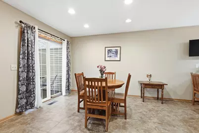 1900 Magnolia Place, Hudson, WI 54016 - Photo 9