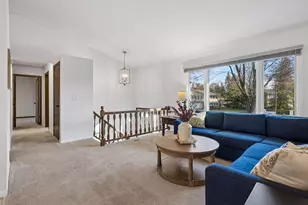 9844 Cavell Cir, Bloomington, MN 55438 - Photo 5