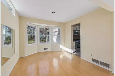 812 Oriole Lane, Chaska, MN 55318 - Photo 11
