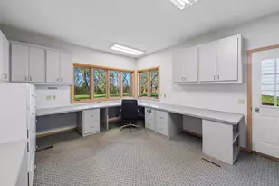 812 Oriole Ln, Chaska, MN 55318 - Photo 25