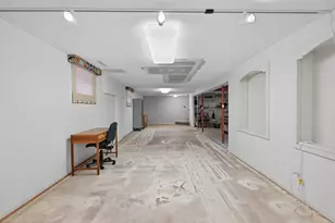 3940 Yorktown Ln N, Plymouth, MN 55441 - Photo 31