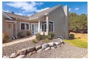 2437 Skyline Dr, Bloomington, MN 55425 - Photo 33