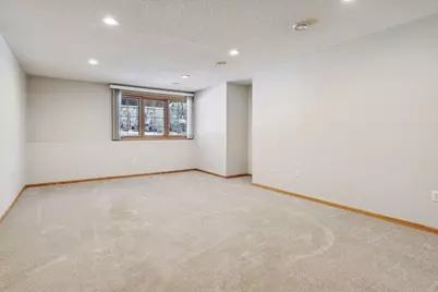 2437 Skyline Drive, Bloomington, MN 55425 - Photo 23