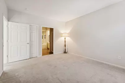 2437 Skyline Drive, Bloomington, MN 55425 - Photo 17